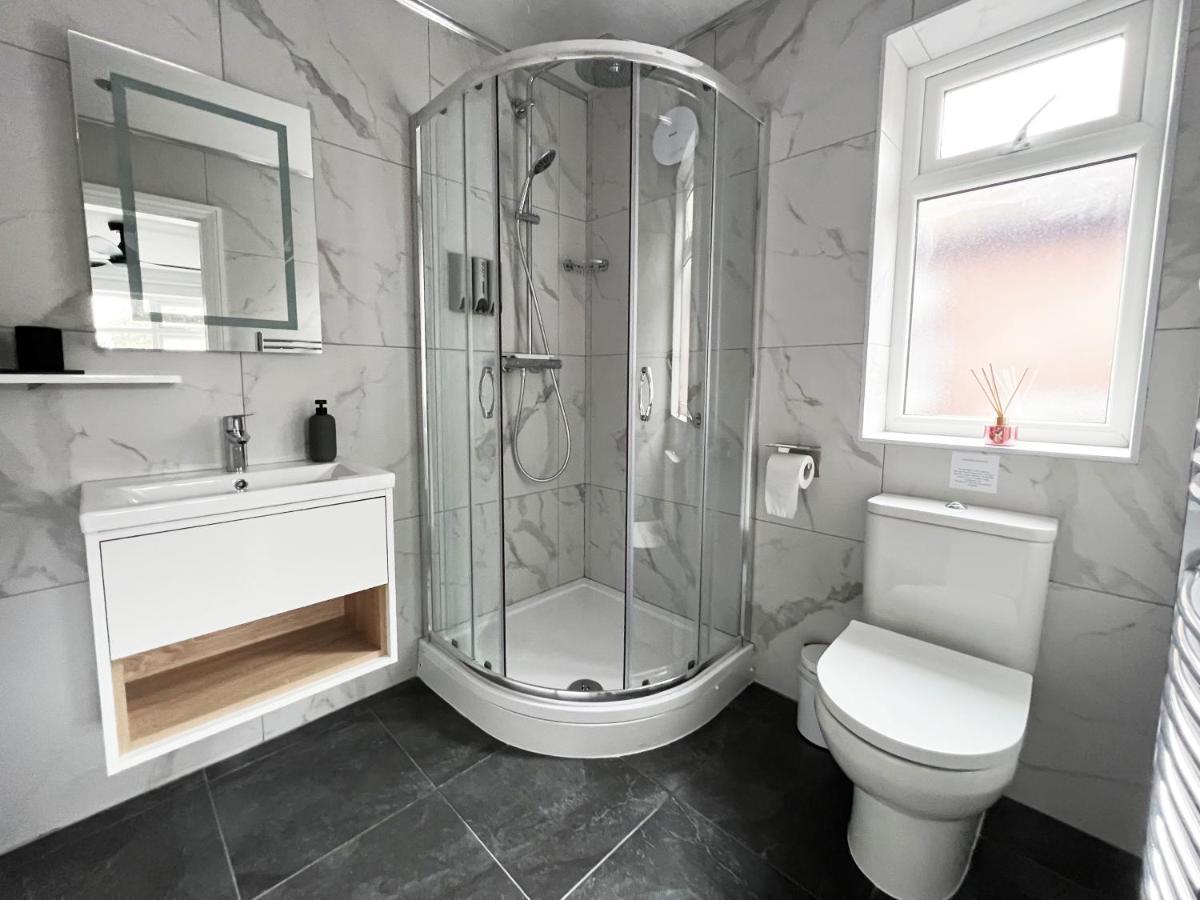 United Home B&B Salford  Kültér fotó