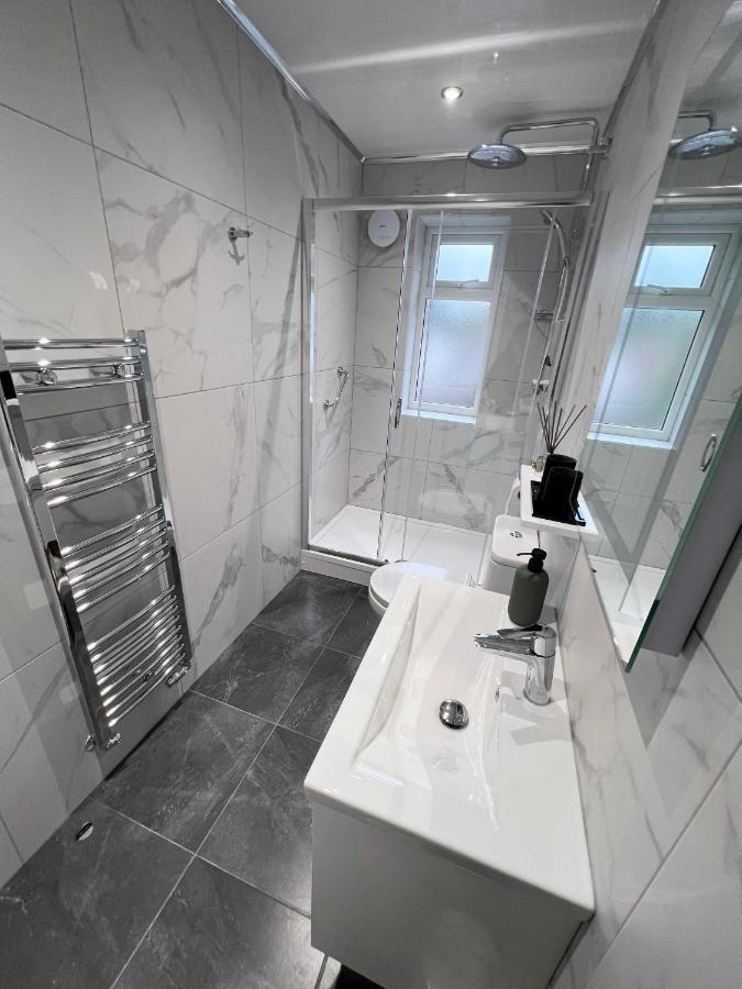 United Home B&B Salford  Kültér fotó